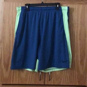 Men’s Nike athletic shorts 2xl
